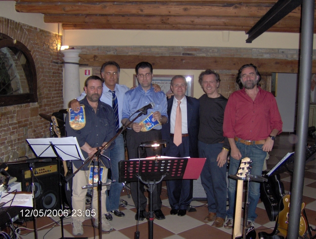 Foto n.8 - (Cliccare per chiudere la finestra)